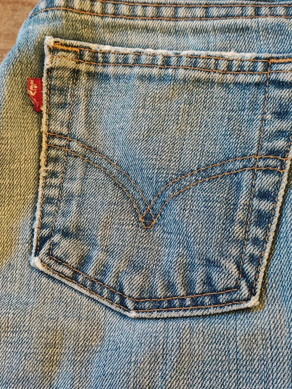 Levi's Premium Denim 518 Superlow 100 percent cotton Made in USA Vintage 2001